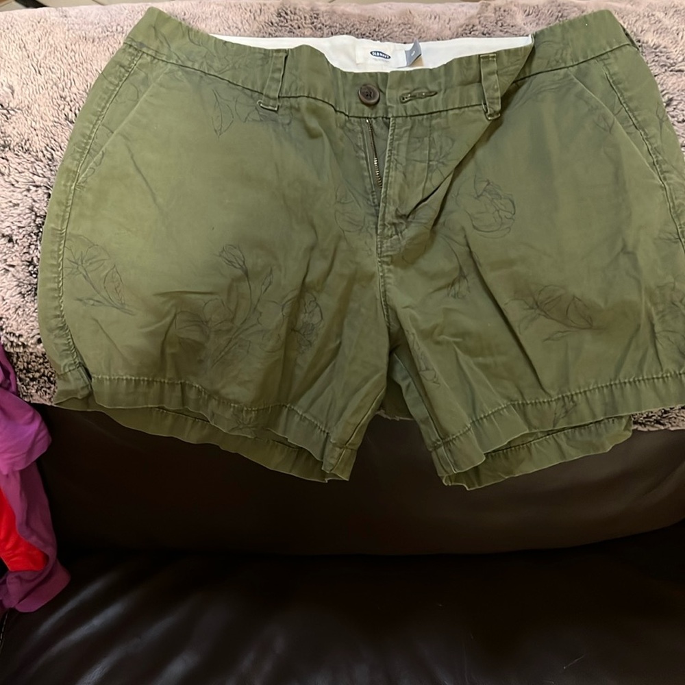 Old Navy women’s shorts size 10